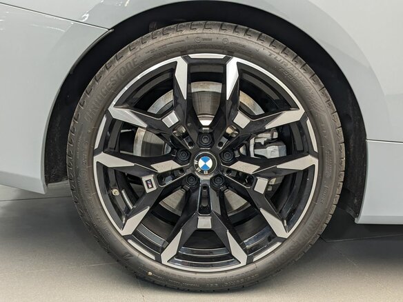 2024 BMW 4 серии 430i G22, G23, G26 Рестайлинг, серый - вид 17