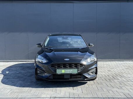 2020 Ford Focus IV, чёрный, 1975000 рублей, вид 3