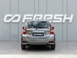 2017 Nissan Note e-Power II Рестайлинг, серый, 1260000 рублей, вид 4