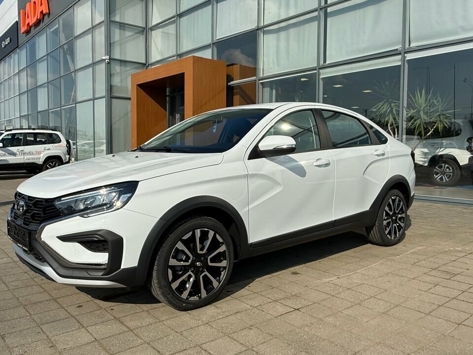 Открыть фотографии: Lada (ВАЗ) Vesta I Рестайлинг (NG)