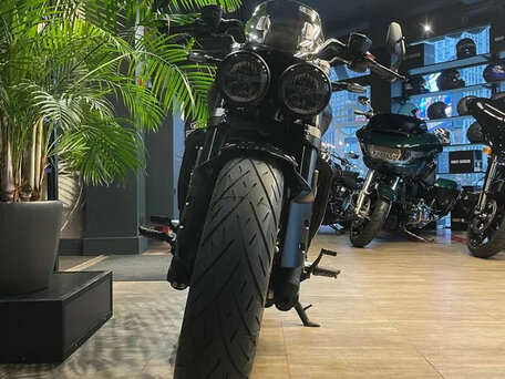 2026 Triumph Rocket 3, чёрный, 3800000 рублей, вид 4