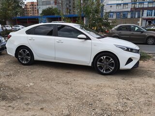 2021 Kia Cerato IV, белый, 1300000 рублей, вид 4