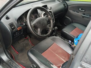 2003 Mitsubishi Carisma I Рестайлинг, серый, 180000 рублей, вид 5