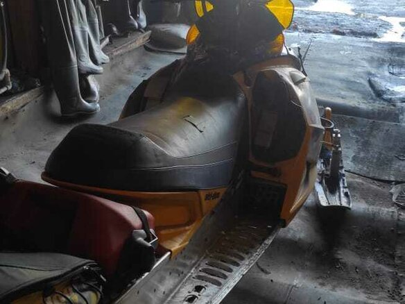 2006 BRP Ski-Doo Summit 800, синий, 420000 рублей - вид 2