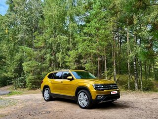 2018 Volkswagen Teramont I, золотистый, 3840000 рублей, вид 2
