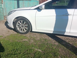 2012 Hyundai Sonata VI (YF), белый, 920000 рублей, вид 3