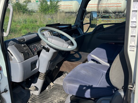 2017 Fuso (Mitsubishi) Canter, белый, 2390000 рублей - вид 14