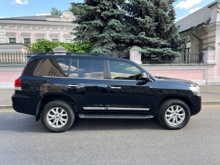 2015 Toyota Land Cruiser 200 Series Рестайлинг 2, чёрный, 5400000 рублей, вид 2