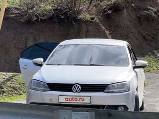2014 Volkswagen Jetta VI, серебристый, 1000000 рублей, вид 4