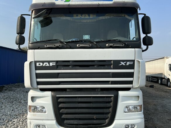 2008 DAF XF 105, белый, 4500000 рублей - вид 1