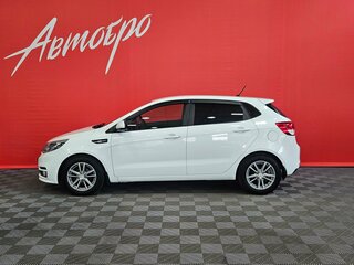 2016 Kia Rio III Рестайлинг, белый, 1130000 рублей, вид 2