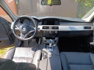 2008 BMW 5 серии 520d V (E60/E61) Рестайлинг, серый, 1000000 рублей, вид 3