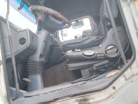 1998 Mercedes-Benz 2435, белый, 1160000 рублей, вид 3