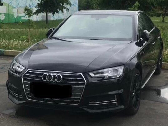 2018 Audi A4 V (B9), чёрный, 3300000 рублей