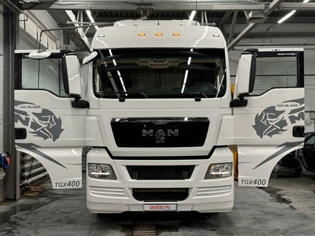 2011 MAN TGX, белый, 4400000 рублей, вид 2
