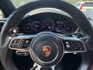 2018 Porsche Cayenne III, чёрный, 5350000 рублей, вид 4