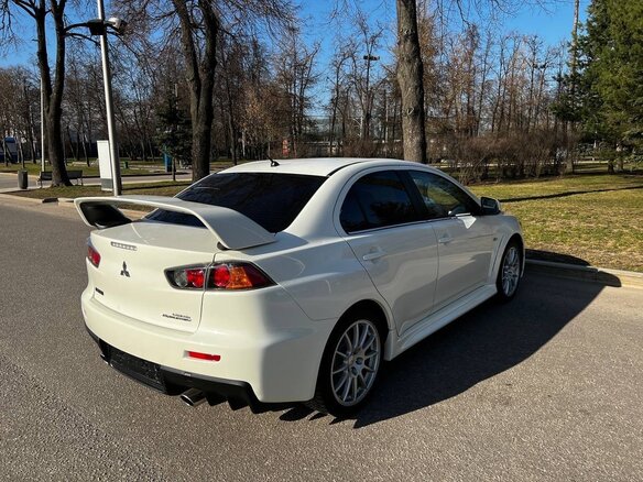 2014 Mitsubishi Lancer Evolution X, белый - вид 5