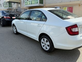 2018 Skoda Rapid I Рестайлинг, белый, 1110000 рублей, вид 5
