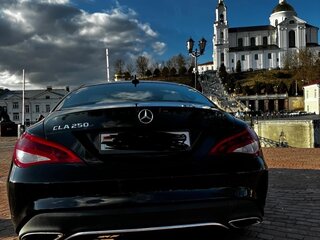 2017 Mercedes-Benz CLA 250 I (C117, X117) Рестайлинг, чёрный, 1900000 рублей, вид 3