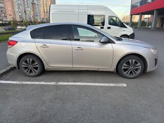 2013 Chevrolet Cruze I Рестайлинг, серый, 780000 рублей, вид 2