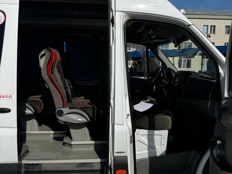 2017 Mercedes-Benz Sprinter, белый, 6100000 рублей, вид 5