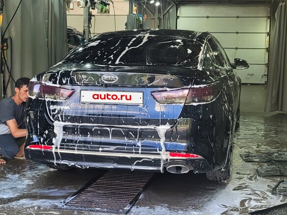 2017 Kia Optima IV, чёрный, 1600000 рублей - вид 5