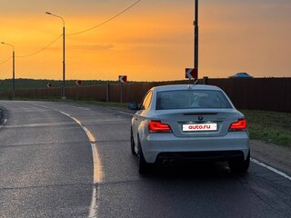 2011 BMW 1 серии 135i I (E82/E88) Рестайлинг 2, белый, 2650000 рублей, вид 4