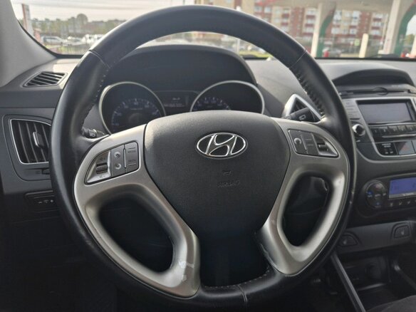 2013 Hyundai ix35 I, серебристый, 1045000 рублей - вид 12