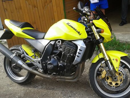 2006 Kawasaki Z 1000, жёлтый, 530000 рублей, вид 1