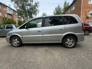 2003 Opel Zafira A Рестайлинг, серебристый, 550000 рублей, вид 4