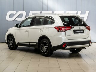 2017 Mitsubishi Outlander III Рестайлинг 2, белый, 1849000 рублей, вид 2