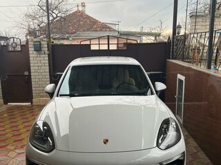 2016 Porsche Cayenne Diesel II Рестайлинг (958), белый, 4400000 рублей, вид 1