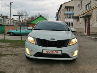 2012 Kia Rio 4-speed III, белый, 760000 рублей, вид 2