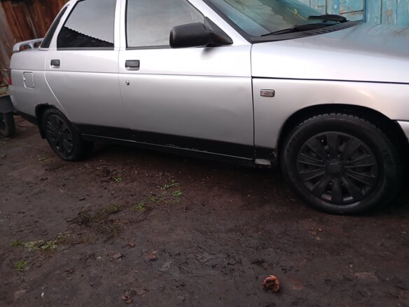 2006 Lada (ВАЗ) 2110, серебристый, 150000 рублей - вид 1
