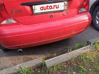 2000 Ford Focus I (North America), красный, 120000 рублей, вид 1