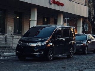 2016 Honda Stepwgn Spada V, чёрный, 1900000 рублей, вид 3