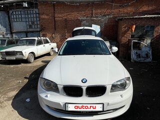 2010 BMW 1 серии 116i I (E81/E82/E87/E88) Рестайлинг, белый, 1150000 рублей, вид 1