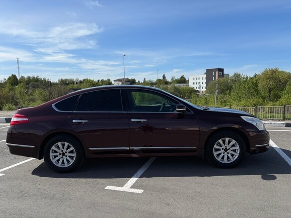 2010 Nissan Teana II (J32), пурпурный, 850000 рублей - вид 12