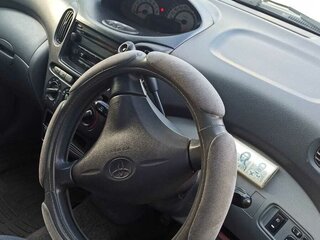 2002 Toyota FunCargo, серый, 410000 рублей, вид 3