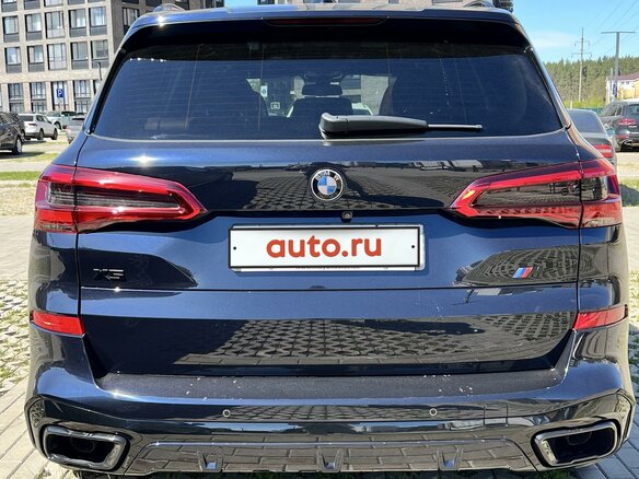 2020 BMW X5 M50d IV (G05/G18), коричневый, 7200000 рублей - вид 5