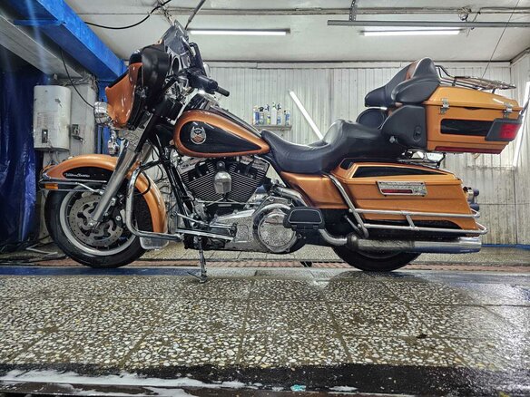 2008 Harley-Davidson Electra Glide, оранжевый, 830000 рублей - вид 3