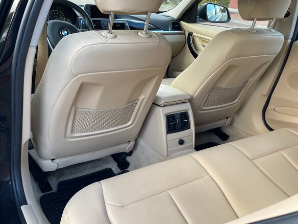 2016 BMW 3 серии 318i VI (F3x) Рестайлинг, чёрный, 1655140 рублей - вид 12