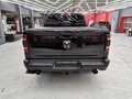 2019 Ram 1500 Crew Cab V, чёрный - вид 4