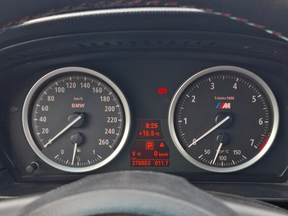 2005 BMW 5 серии 530i V (E60/E61), чёрный, 1500000 рублей - вид 15