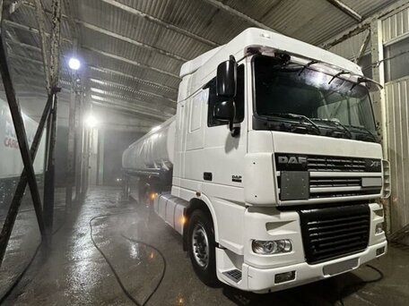 2004 DAF XF 95, белый, 2950000 рублей, вид 2