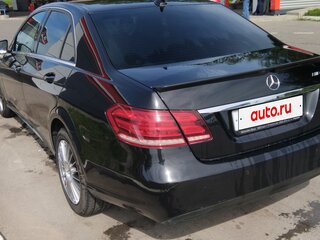 2013 Mercedes-Benz E-Класс 200 IV (W212, S212, C207) Рестайлинг, чёрный, 1800000 рублей, вид 4