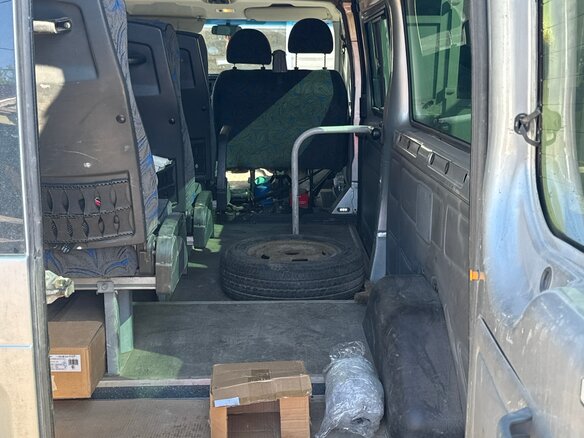 2010 Ford Transit, серый, 1150000 рублей - вид 7