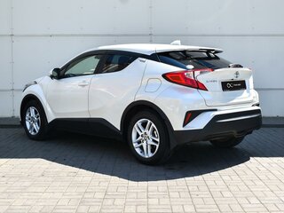 2019 Toyota C-HR I Рестайлинг, белый, 2100000 рублей, вид 5