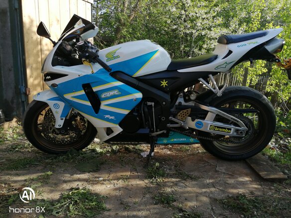 2005 Honda CBR 600RR, белый, 500000 рублей - вид 15