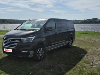 2018 Hyundai Grand Starex I Рестайлинг 2, коричневый, 4190000 рублей, вид 1